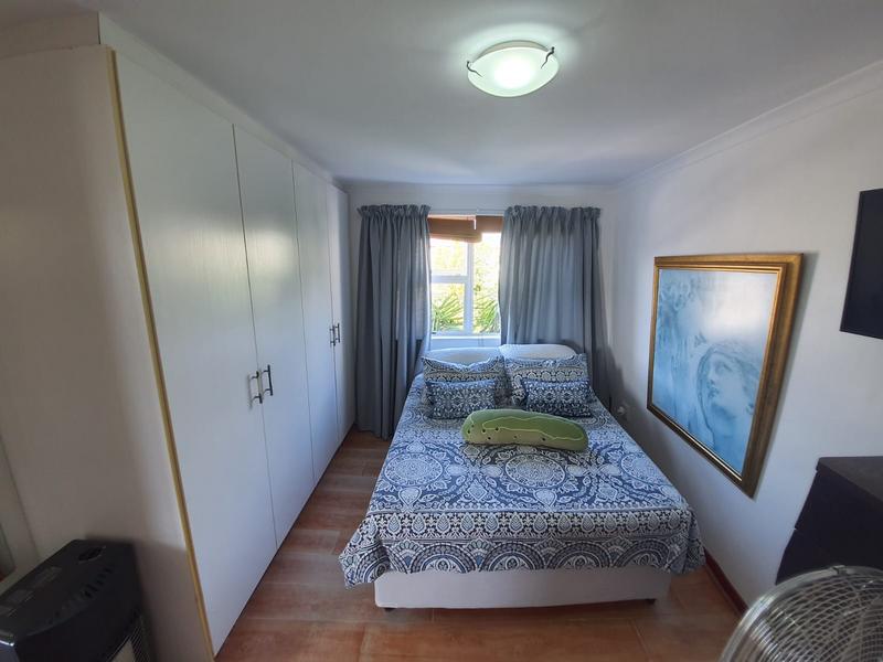 2 Bedroom Property for Sale in Gordons Bay Western Cape
